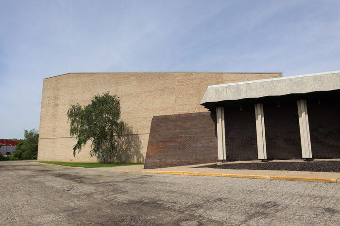 Eastbrook Theatre (The Orbit Room, Club Eastbrook) - May 29 2022 (newer photo)